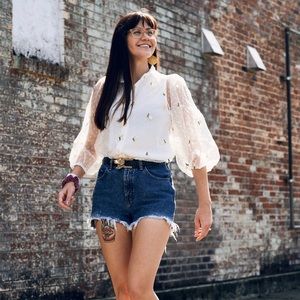 Sheer button down pineapple blouse pineapple 🍍